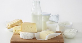 Обсъждат директната продажба на сурово мляко и млечни продукти по изискванията на Наредба 26