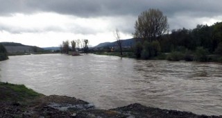 Прелял язовир е наводнил видински села