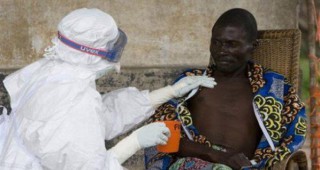 Почина европеец, болен от вируса ебола