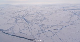 НАСА стартира мисия за изследването на лятното топене на ледовете в Арктика