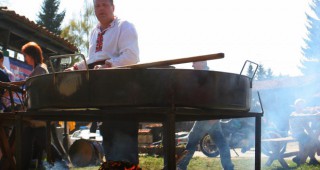 Фестивал на Селската кухня се проведе в град Раковски