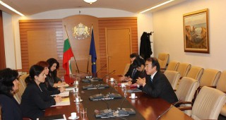 Министър Танева: Надявам се процедурата по одобрение за внос на българско птиче месо за Япония да бъде ускорена