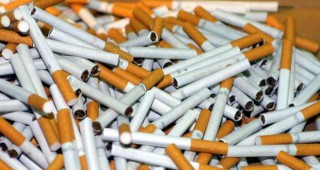 17 000 къса контрабандни цигари бяха открити в кухини на лек автомобил