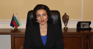 Министър Десислава Танева ще открие БАТА АГРО 2016 Пролет