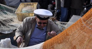 Рибарско селце в центъра на Бургас подготвят за Никулден