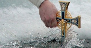 Бургаските смелчаци ще се хвърлят за Светия кръст в ледените води на Черно море