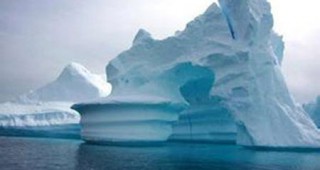 Най-големият ледник в Източна Антарктида започна да се топи