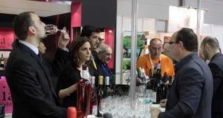 Европейски търговци идват за наши напитки на Винария 2015 в Международен панаир Пловдив