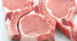 Китай намалява вноса на свинско месо