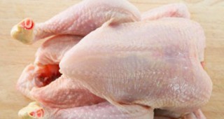 Охладеното пиле поевтиня в големите търговски вериги