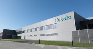 Официална церемония по откриването на първия завод на Kubota в Европа