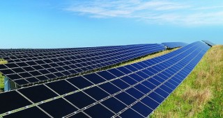 Заработи най-голямата соларна инсталация в Европа