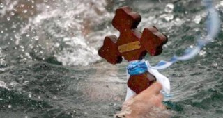 Спасяването на Светия кръст в Бургас ще започне с празнична Света литургия