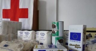 От днес БЧК - София започва раздаването на хранителни продукти