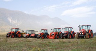 Три безплатни обслужвания на трактори Kubota от М серия