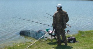 Забраняват риболовът по граничните реки в Северна Гърция заради български бракониери