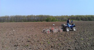 Иновацията Precision Planting на Монсанто успешно работи на полета край Враца