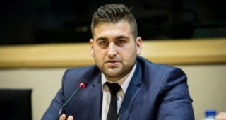 Нова младежка програма с бюджет от почти 1 милион евро предложи евродепутатът Андрей Новаков