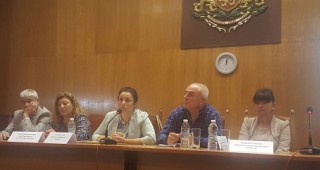 Десислава Танева: Отчита се 28% ръст при биволовъдството в област Велико Търново