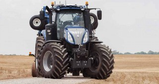 Автономният трактор на New Holland e бъдещето на селското стопанство