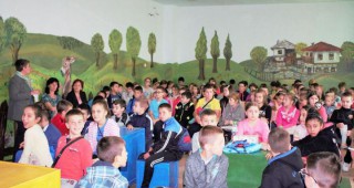 Национален парк Рила организира четири обучителни модула за децата от 8-мо СУАрсени Костенцев Благоевград