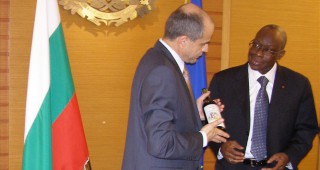 Зам.-министър Костов проведе среща с посланика на Кот дИвоар