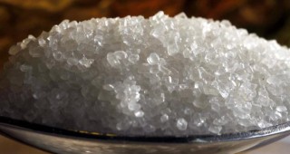 В големите търговски вериги захарта се предлага на цени от 1,54 лв./кг до 1,77 лв./кг