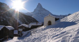 Учени: Снежната покривка в Алпите ще намалее с 30 на сто до края века