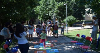 Директорът на РИОСВ – Враца чете екологична приказка пред деца