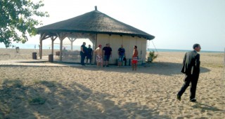 Министерството на туризма направи проверка на плаж Обзор-мотела