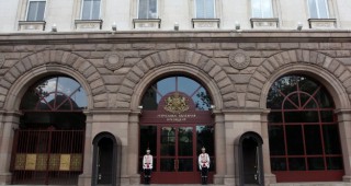 Президентът Румен Радев сезира Конституционния съд относно СЕТА