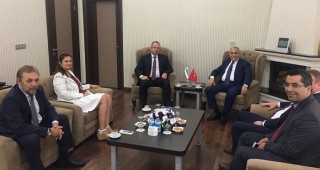 Министър Порожанов обсъди с турския си колега възможностите за повишаване на стокообмена в земеделския сектор
