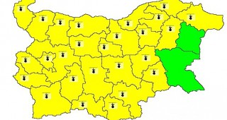 Жълт код за високи температури е обявен за 26 области в страната