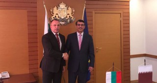 Министър Порожанов се срещна с посланика на Катар Рашид бин Али Хасан Ал-Хатер