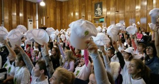 Поли Генова и Зелената олимпиада раздадоха награди на ученици в Плевен