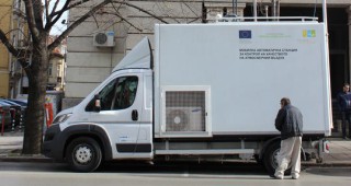 Квартали на отопление с твърдо гориво замърсяват въздуха в София, показа проверка на МОСВ