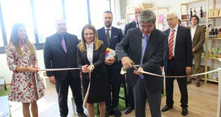 В Пловдив беше открит логистичен център и павилион за електронна търговия с Китай във формат 16+1