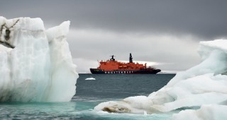 Споразумение за спирането на стопанския риболов във водите около Северния полюс подписаха 10 държави и Европейския съюз