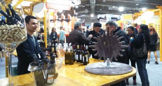 Бял коняк и екзотични напитки сред изненадите на Международната изложба Винария 2018