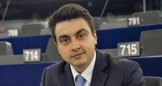 Евродепутатът Момчил Неков внася в ЕП становище за Двойното качество на продуктите на единния пазар