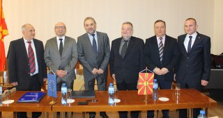 Споразумение за сътрудничество подписаха Българския ветеринарен съюз и Ветеринарната камара на Република Македония