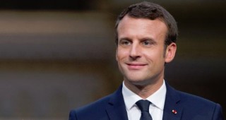 Френският президент настоява за по-големи инвестиции във възобновяема енергия
