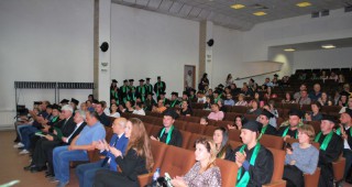 59 абсолвенти Горско стопанство се дипломираха в Лесотехническия университет
