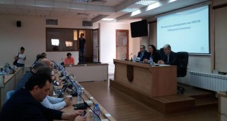 Министър Димов представи мерките за чистотата на водите и въздуха пред депутатите от КОСВ в Созопол