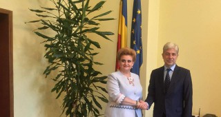 Министър Димов сподели опита от европредседателството с румънския си колега