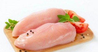 Спад в цената на пилешкото месо