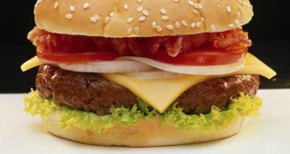 В Дубай предлагат хамбургер с камилско месо