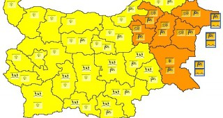 В 6 области на Североизточна и Източна България е обявен оранжев код за сняг