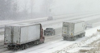 Облачно време с валежи от сняг в Западна и Северна България