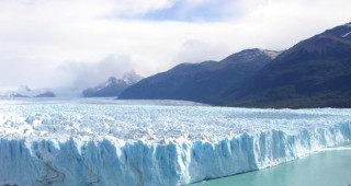 Топенето на арктическия лед може да причини щети за 24 трлн. долара до 2050 г.
